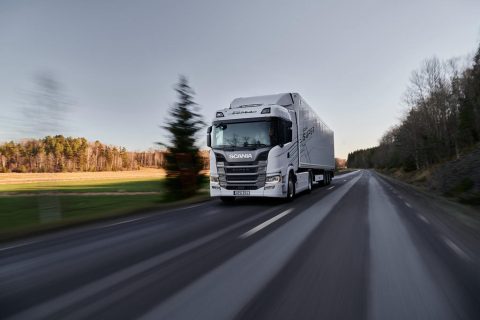 斯堪尼亚在华启动牵引车经营性租赁业务，助力物流客户轻装上阵