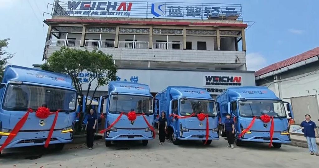 潍柴蓝擎X7新一代轻卡南昌批量交付，实力印证用户口碑！