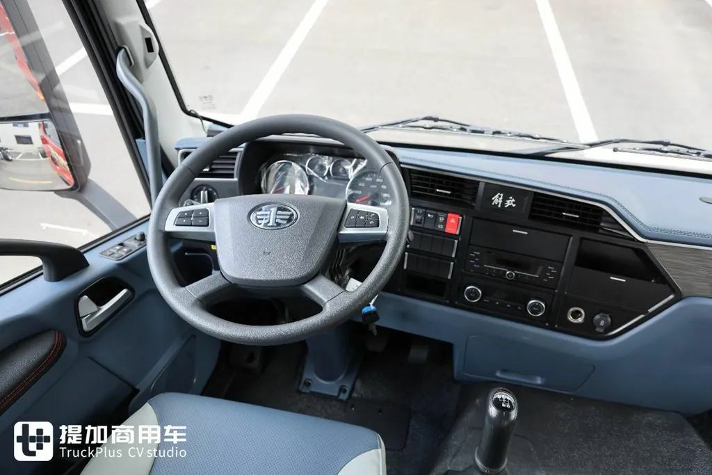 解放JK6迎来平地板车型，除了驾乘体验提升，还有哪些改进？