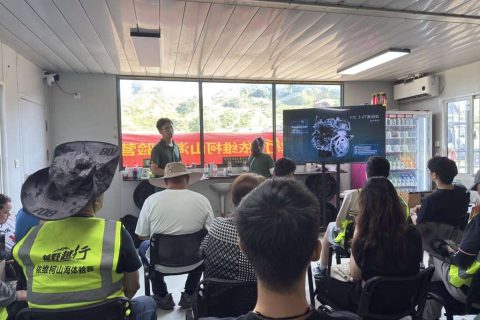 征服山海：依维柯欧霸·山海越野体验营的极限挑战