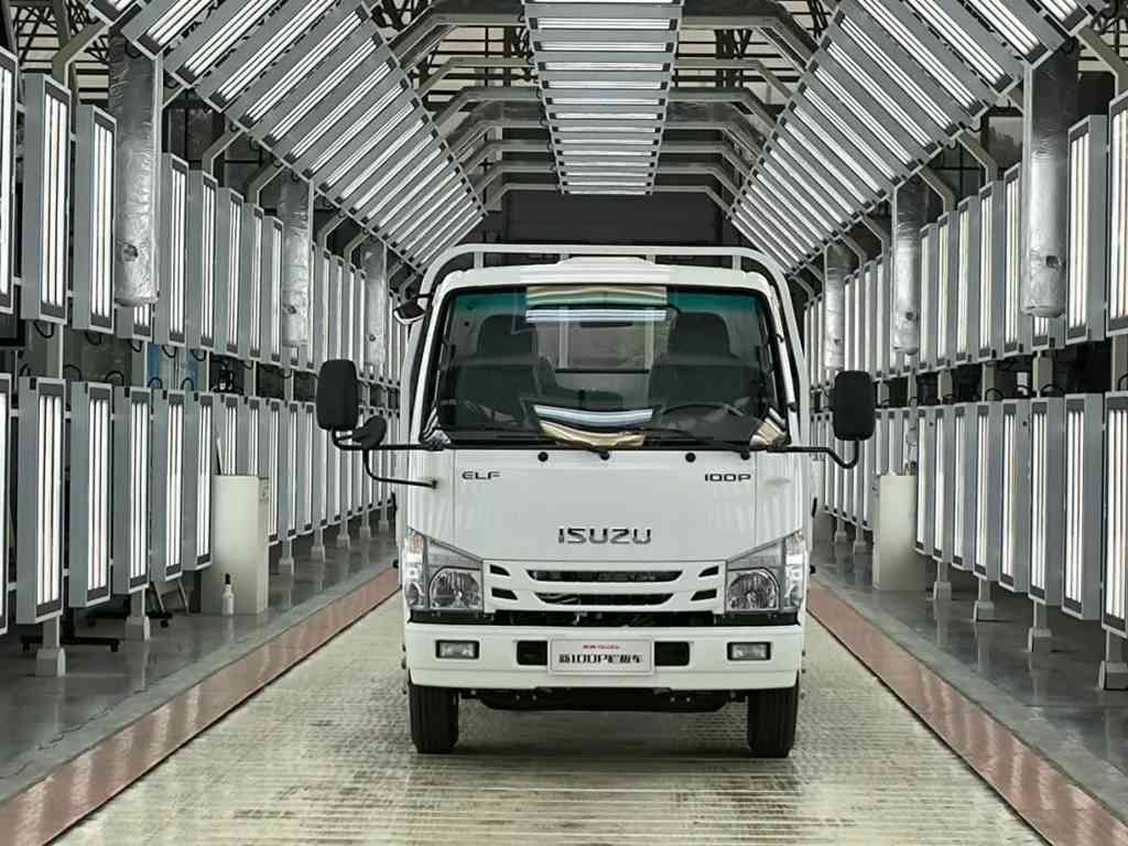 从“神车”到“新标杆”！庆铃五十铃新100P续写“常青树”传奇