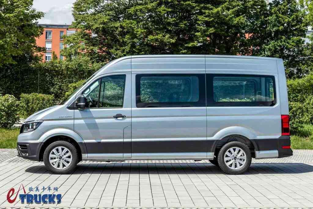 又能拉货又能载客，能开小车就能开它？曼恩TGE Combi Van客货混装车型实拍