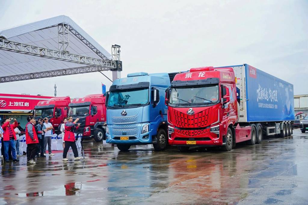 5000公里跨山海！乘龙卡车以硬核实力开启极致价值体验征程