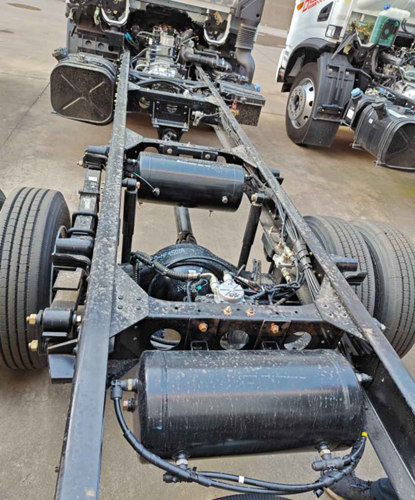 东风专致危化品运输车，让每一程都安心高效