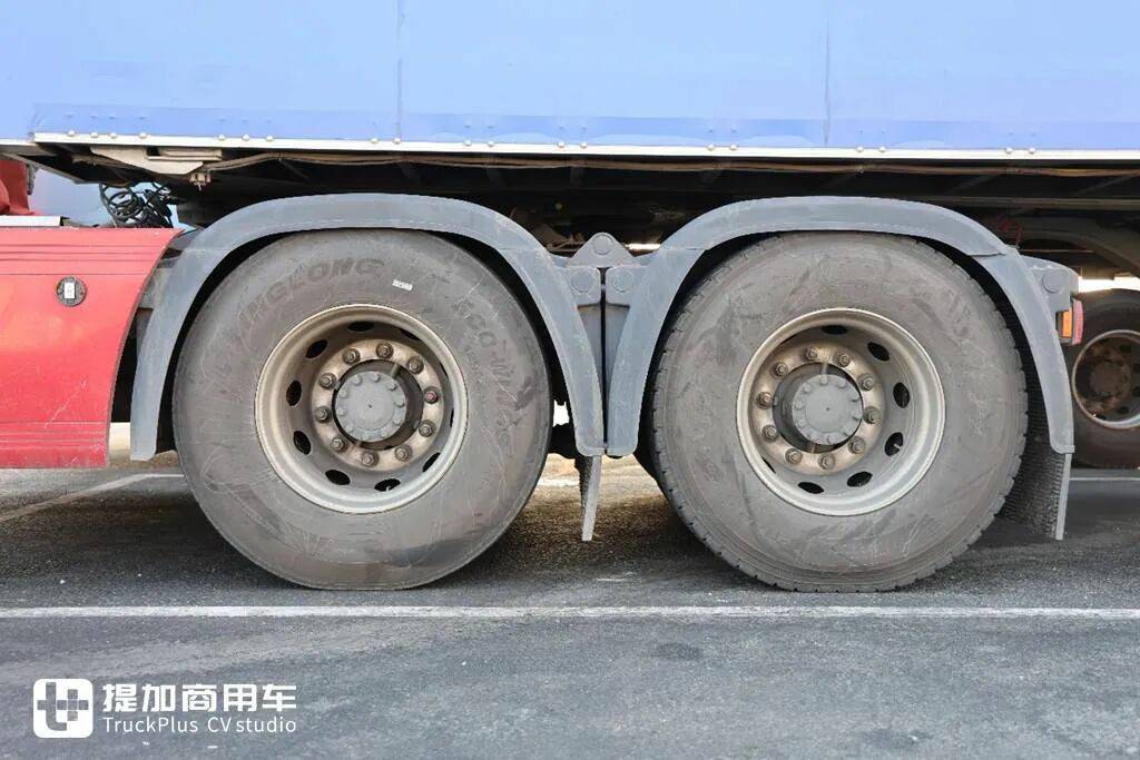 一趟连霍高速，深度体验乘龙HK燃气车，带你看它如何用实力征服西北路况