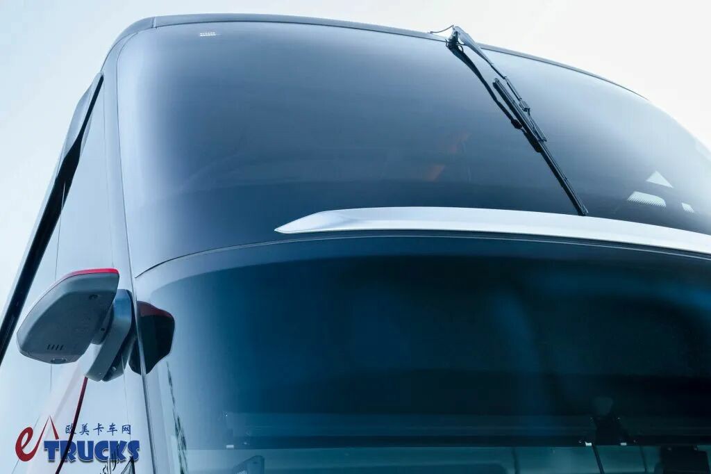 双层豪华大巴巅峰水准！厨房卫生间全都有？赛特拉S 531 DT双层巴士实拍