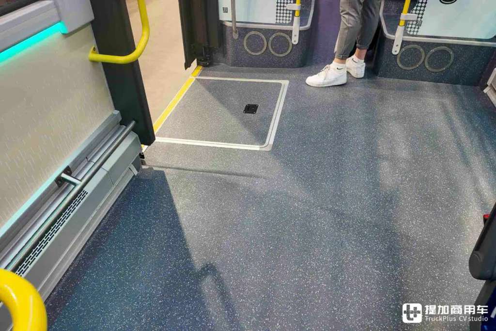 续航630公里，载客量146人！比亚迪B18.b铰接城市客车还有哪些“黑科技”？