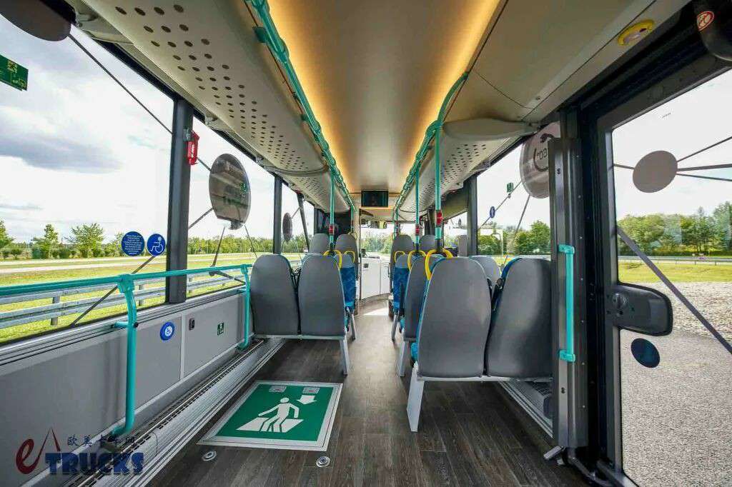 纯电动城市客车“换皮”？城乡通用的曼恩Lion’s City E LE纯电动客车实拍