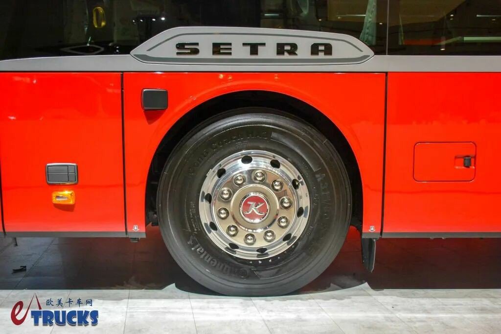 双层豪华大巴巅峰水准！厨房卫生间全都有？赛特拉S 531 DT双层巴士实拍