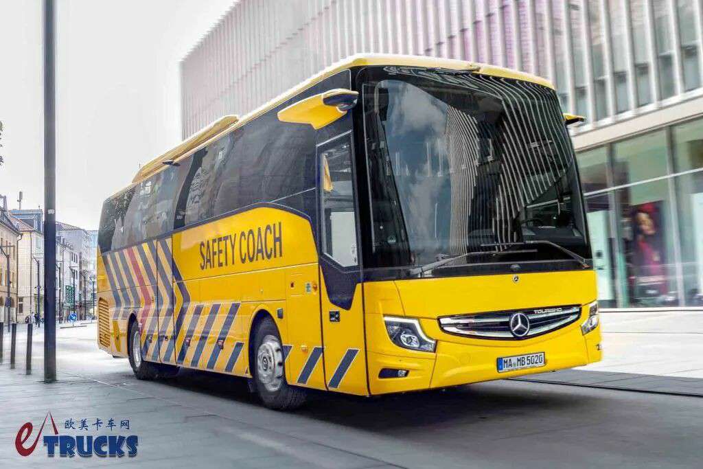 它是最安全的豪华巴士？十余项主动安全功能加身，奔驰Tourismo Safety Coach来袭