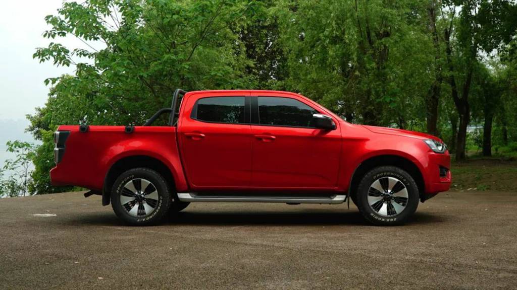 看庆铃T30探险家皮卡，让你眼前一直亮亮亮！