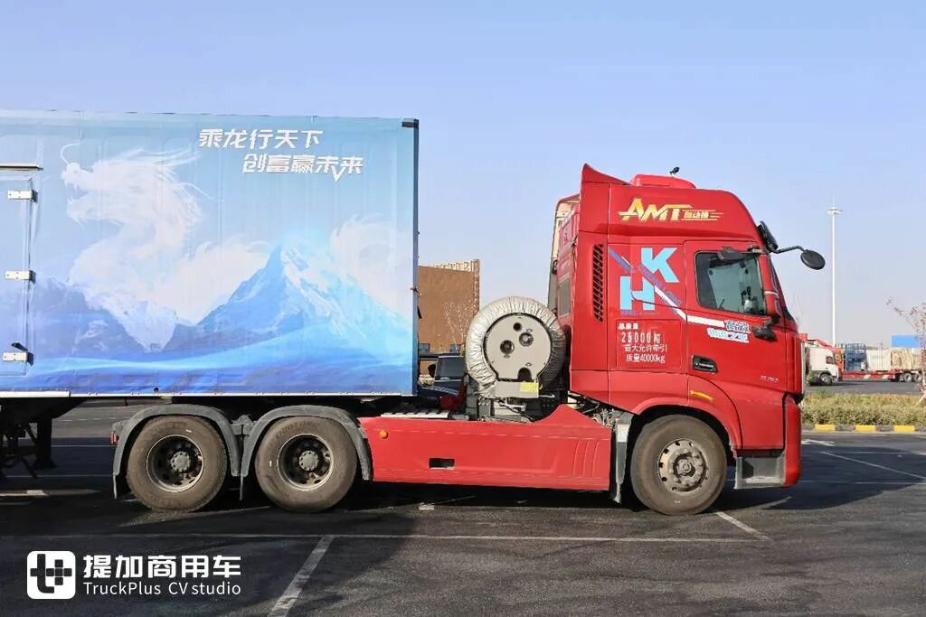 一趟连霍高速，深度体验乘龙HK燃气车，带你看它如何用实力征服西北路况