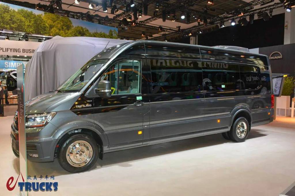 2025Busworld客车展｜厢货爆改小巴，能拉16人！带您看德国曼恩最新推出的TGE Coach车型