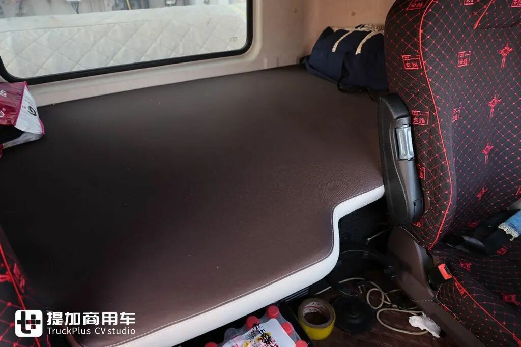 一趟连霍高速，深度体验乘龙HK燃气车，带你看它如何用实力征服西北路况