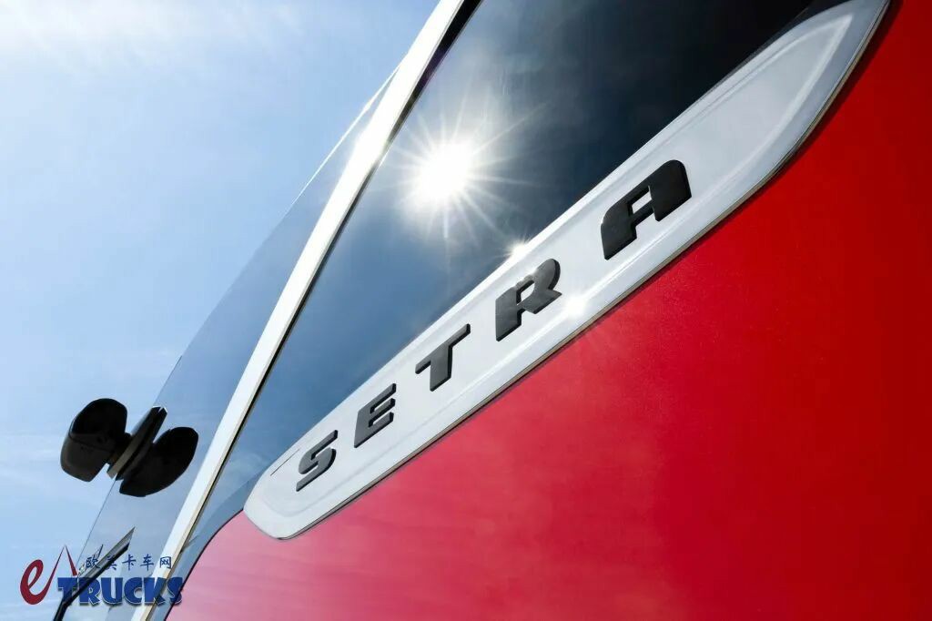 顶奢豪华巴士代表作！荣获最佳大奖？赛特拉S516 HDH豪华大巴实拍