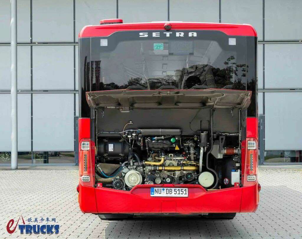 赛特拉不只有豪华大巴！设计让人眼前一亮？赛特拉S 515 LE混动城际客车实拍