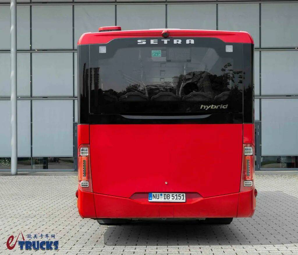 赛特拉不只有豪华大巴！设计让人眼前一亮？赛特拉S 515 LE混动城际客车实拍
