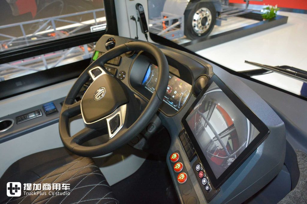 MG品牌的纯电动公交车？iEV12车型全球首发，带您看看实力几何！