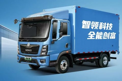 动力续航双优，舒适运营双赢——中国重汽HOWO新能源轻卡，助你“一路开挂”！
