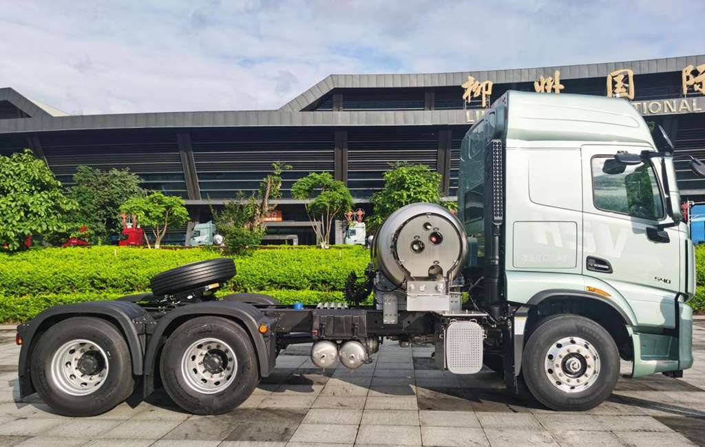 动力节能安全皆优！这款乘龙燃气车引领资源运输全维创富