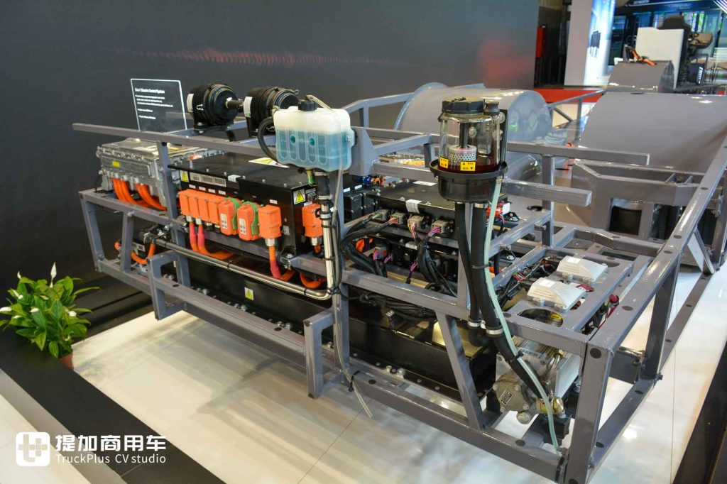 MG品牌的纯电动公交车？iEV12车型全球首发，带您看看实力几何！