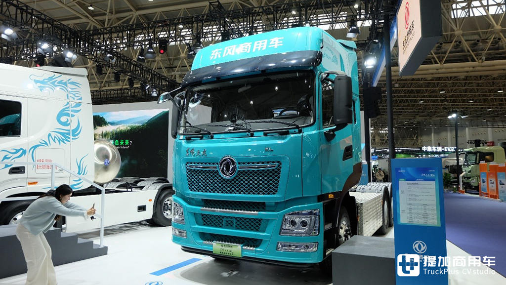 以智绿创新引领商用车行业变革，东风商用车闪耀2025中国国际商用车展