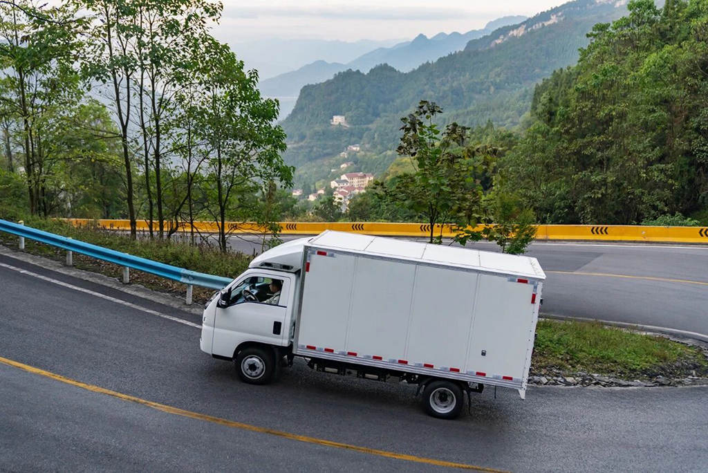 11月13日比亚迪轿卡T4将于武汉商用车展正式发布！