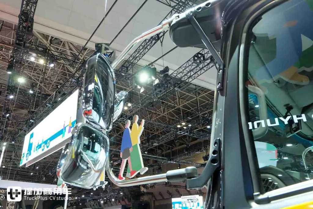 曾是东风天龙的“兄弟”，日产柴还记得吗？今年恰逢诞生90周年，还推出了一款UD Quon纪念版牵引车！