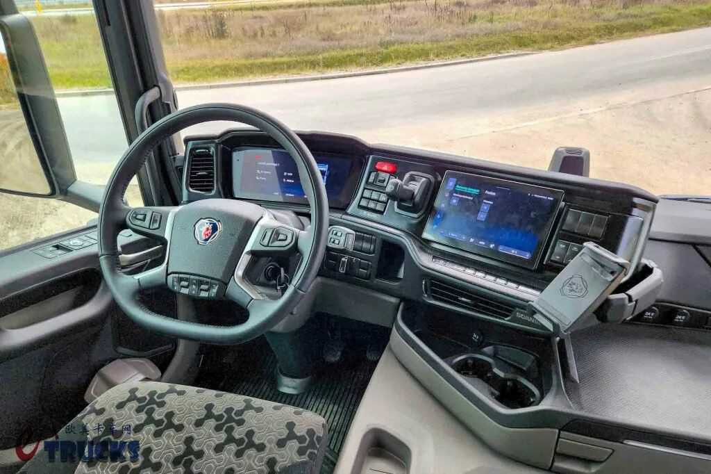 更小更轻更便宜，或将国产？斯堪尼亚全新Super 11五缸柴油机实力几何？油耗动力实测来了！