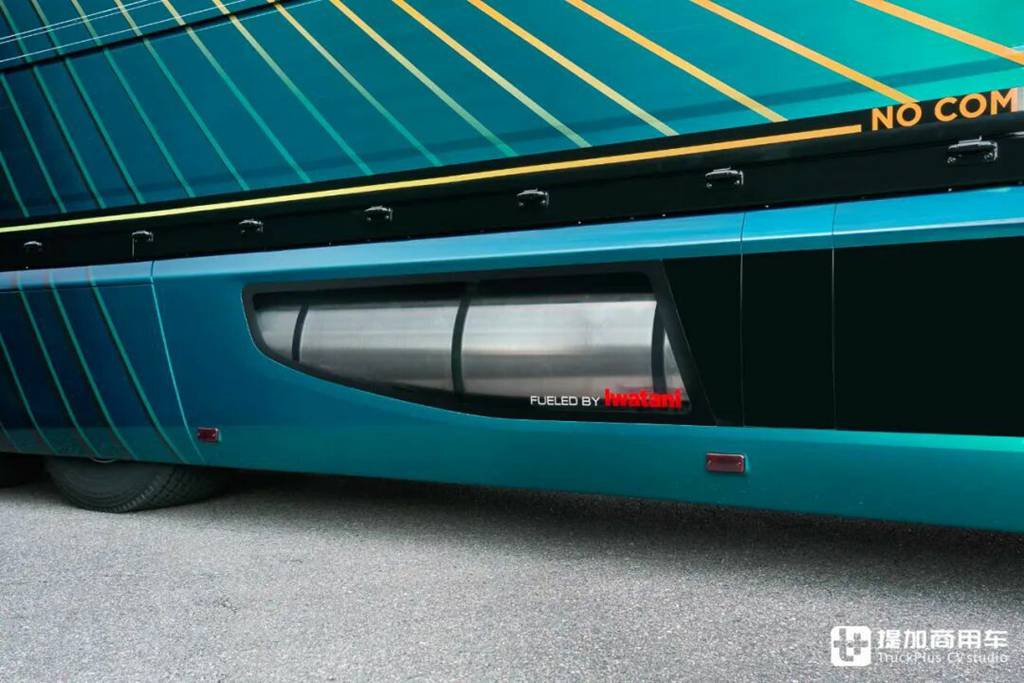 2025日本移动出行展｜氢内燃机、氢燃料电池卡车同台竞技！三菱扶桑现场展车阵容实拍