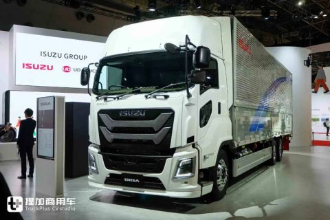 2025日本移动出行展｜新款Giga亮相，UD日产柴车型抢眼，五十铃集团现场展车实拍