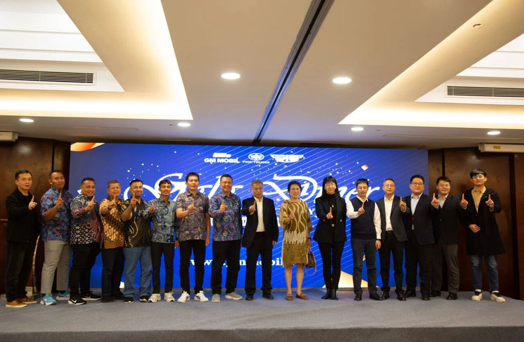 斩获意向订单350+！印尼客户组团“打卡”一汽解放