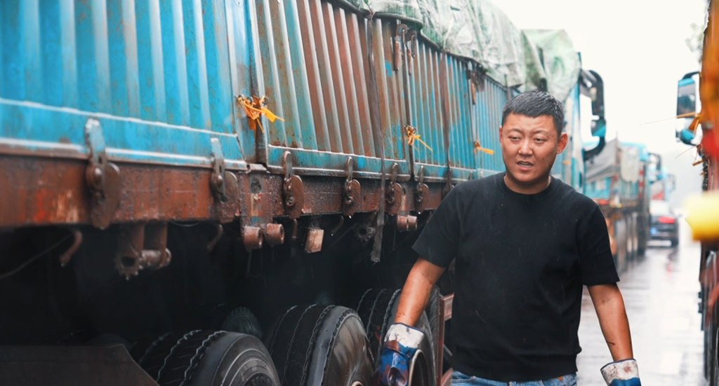 东风天龙KL充电版牵引车：车队实测，可靠又省心