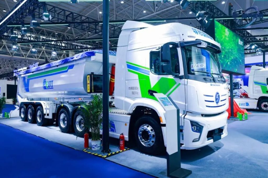 全球首发！“中集车辆EVRT”产品平台亮相武汉商用车展，加速场景化应用探索