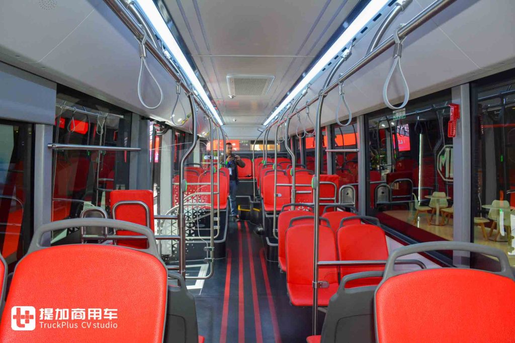 MG品牌的纯电动公交车？iEV12车型全球首发，带您看看实力几何！