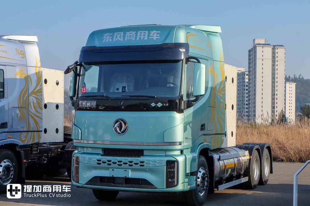 630匹大马力，CNG/LNG都能烧！东风新疆畅行X9双燃料天然气牵引车实拍