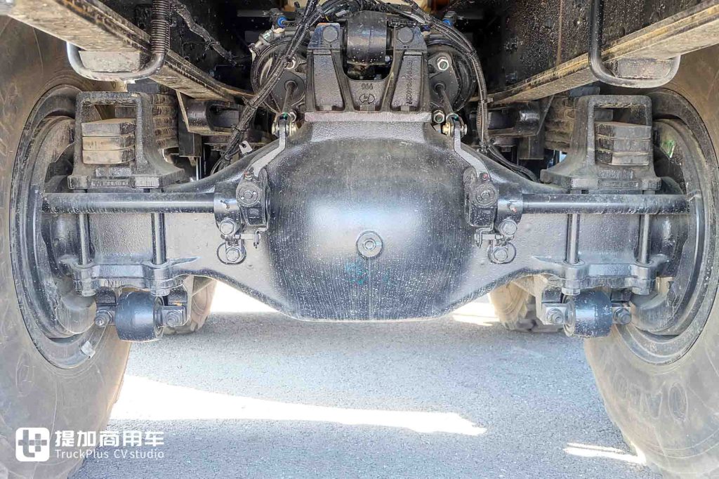 全球重载运输新标杆!东风新疆X7-C新平台来袭,实拍工程车带您看实力几何!