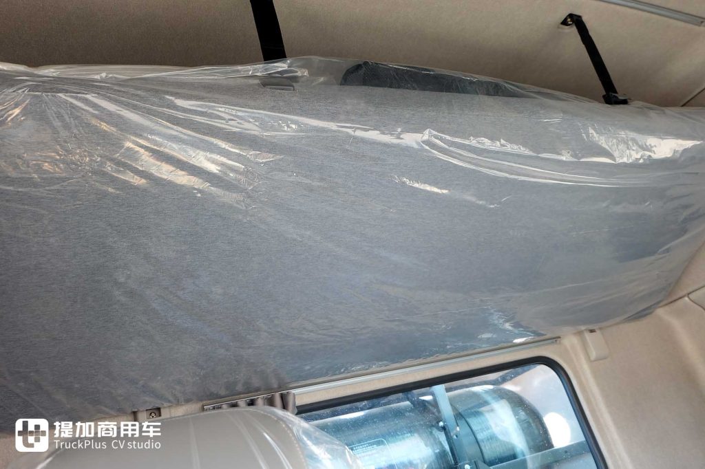 630匹大马力，CNG/LNG都能烧！东风新疆畅行X9双燃料天然气牵引车实拍