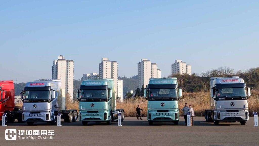 630匹大马力，CNG/LNG都能烧！东风新疆畅行X9双燃料天然气牵引车实拍