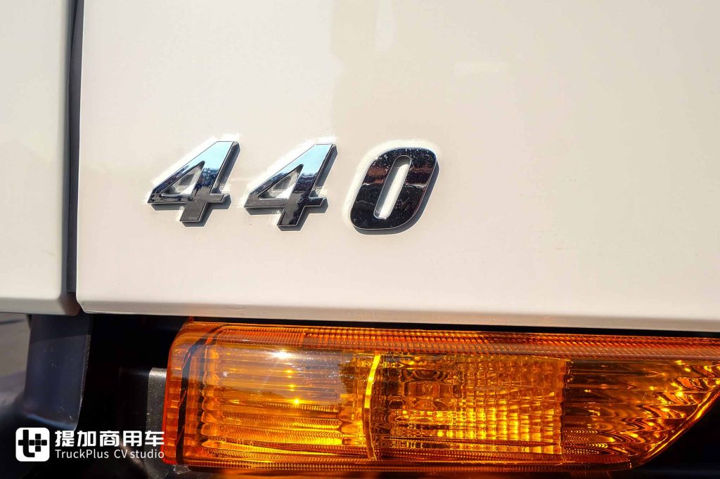 全球重载运输新标杆!东风新疆X7-C新平台来袭,实拍工程车带您看实力几何!