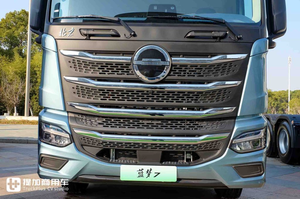 纯电平台+480KM续航，专为资源运输打造！北京重卡蓝梦7纯电动牵引车实力几何？