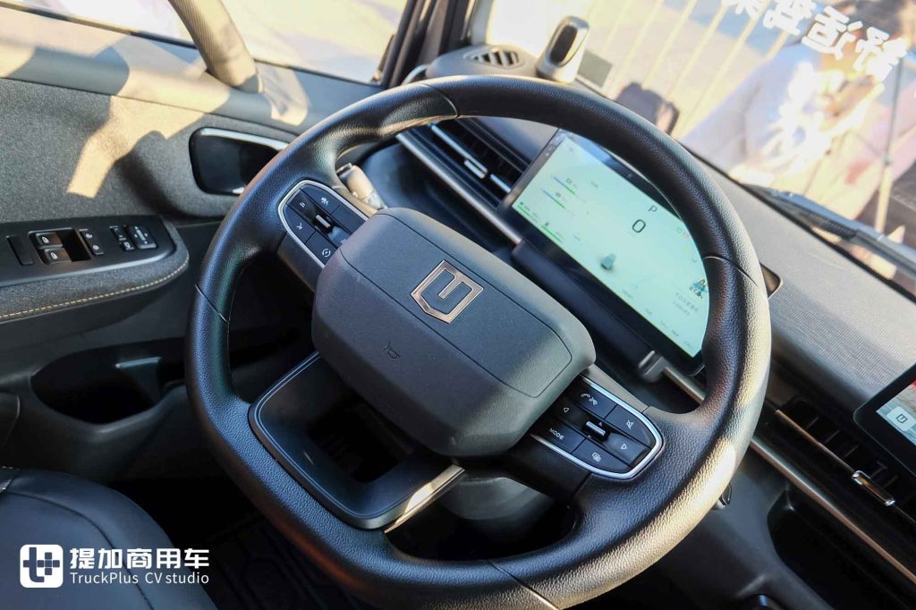 续航超1500公里的新能源轻卡来袭,还有智慧生活舱,远程星智TXM液态新能源轻卡实拍!