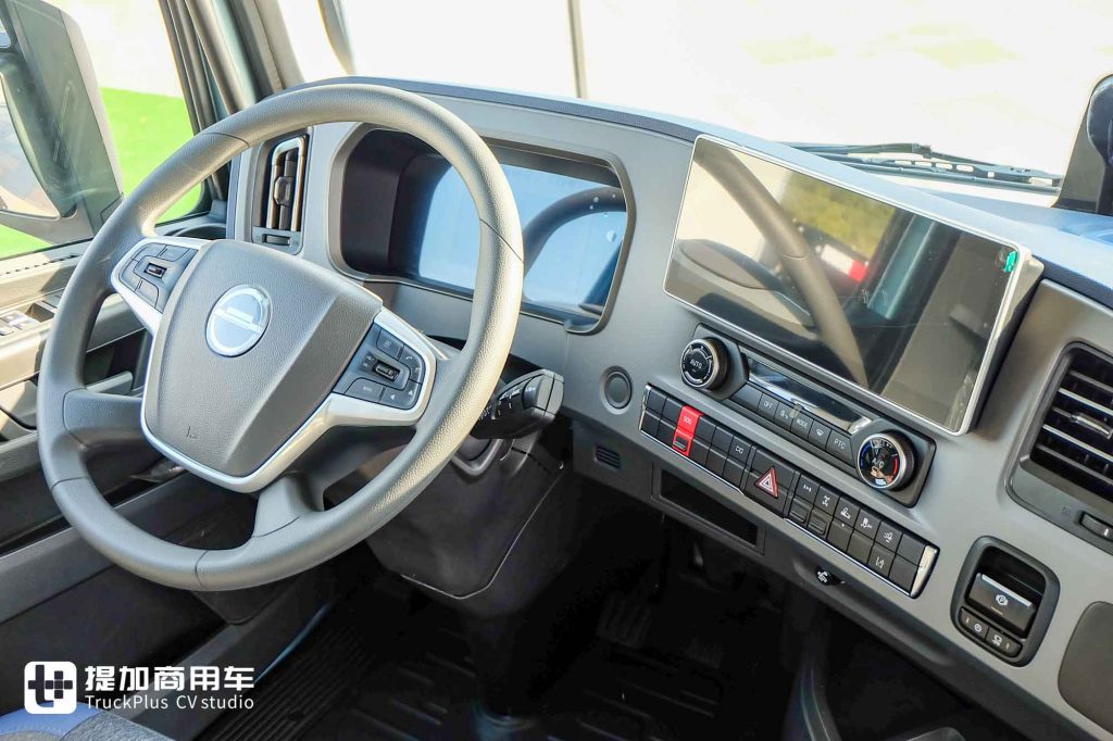 纯电平台+480KM续航，专为资源运输打造！北京重卡蓝梦7纯电动牵引车实力几何？