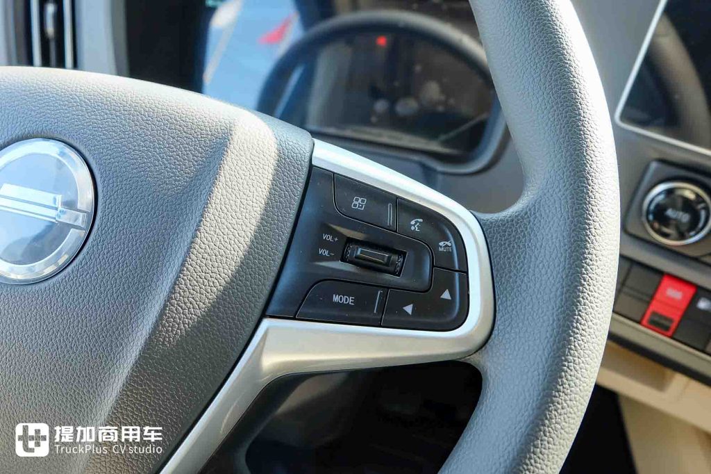 不止680匹大马力！北京重卡追梦Pro柴油牵引车实拍，还有哪些核心价值？