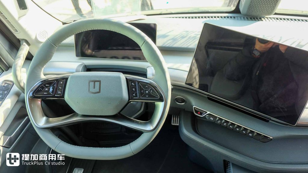 续航超2000KM的新能源重卡?远程星瀚H 2000度电液态新能源4×2牵引车来袭!