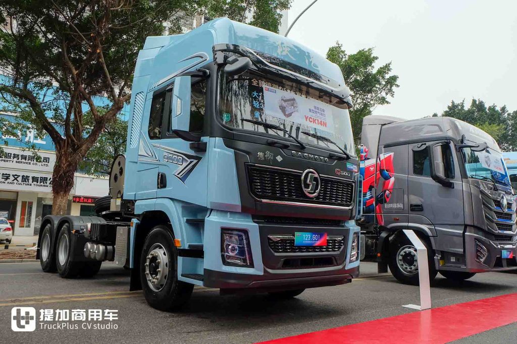 玉柴的燃气机也这么给力？乘龙、欧曼等品牌都在用，带你看玉柴年会上的燃气重卡阵容！