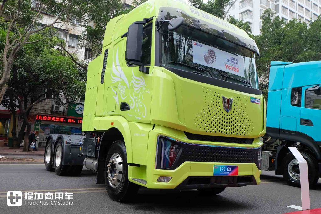 柴油动力扎实，飞轮增程动力更抢眼！玉柴2026合作伙伴大会现场还有哪些重卡车型？