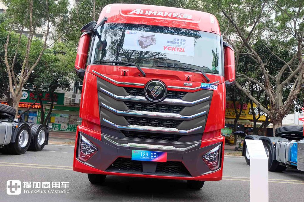 柴油动力扎实，飞轮增程动力更抢眼！玉柴2026合作伙伴大会现场还有哪些重卡车型？