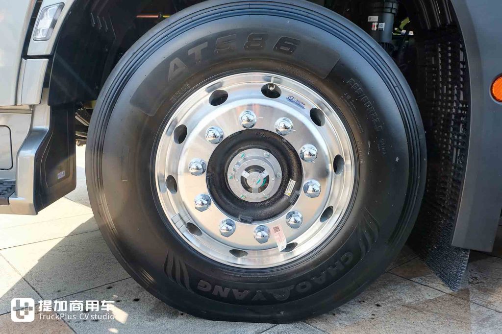 不止680匹大马力！北京重卡追梦Pro柴油牵引车实拍，还有哪些核心价值？