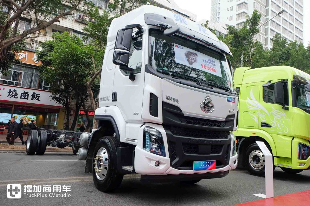 玉柴的燃气机也这么给力？乘龙、欧曼等品牌都在用，带你看玉柴年会上的燃气重卡阵容！